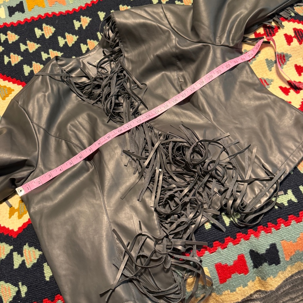 Kate & Mallory Fringe Jacket - Picture 6 of 7